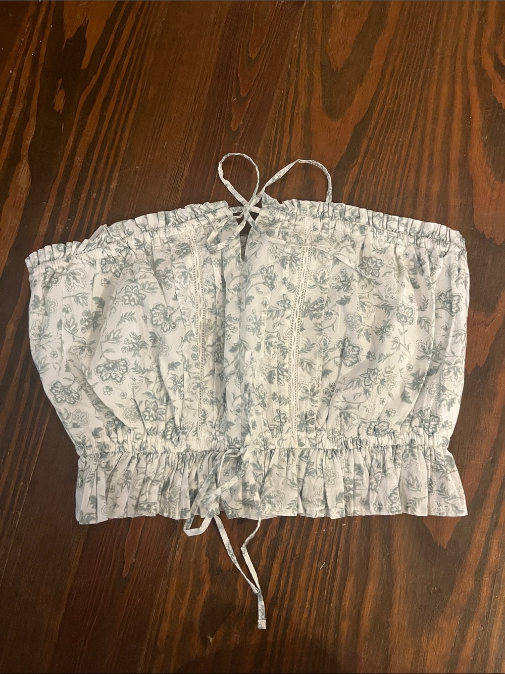 Hollister White Floral Strapless Smocked Tie Crop Top